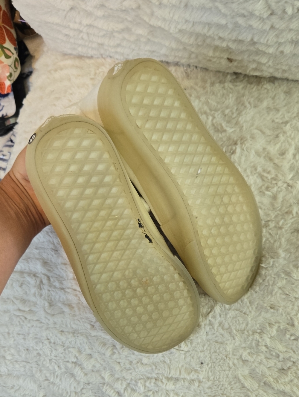 Vans Women’s High-Top Leather Sneakers in Off-White and Light Green Sole - Picture 3 of 5